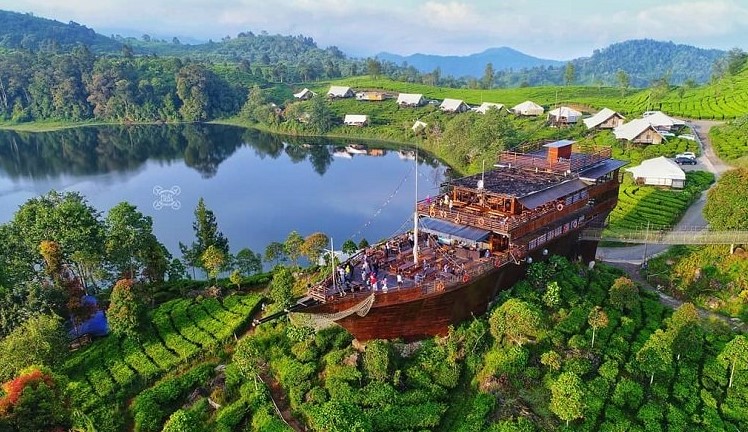 5 Tempat wisata danau Bandung terupdate